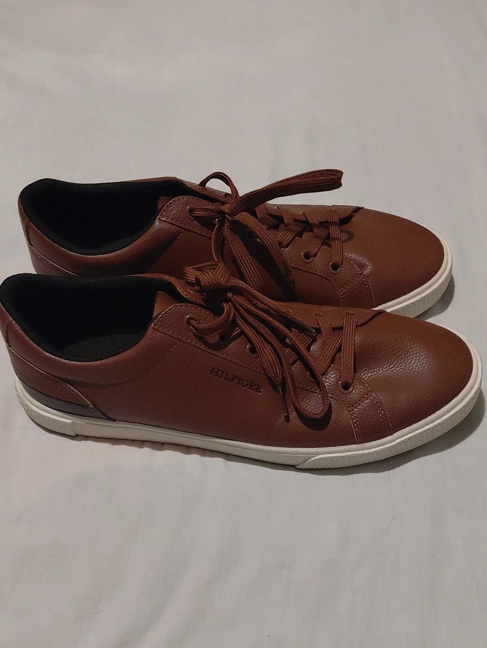 Tommy Hilfiger Men's Brown Low-Top Leather-Style Sneakers Size 11